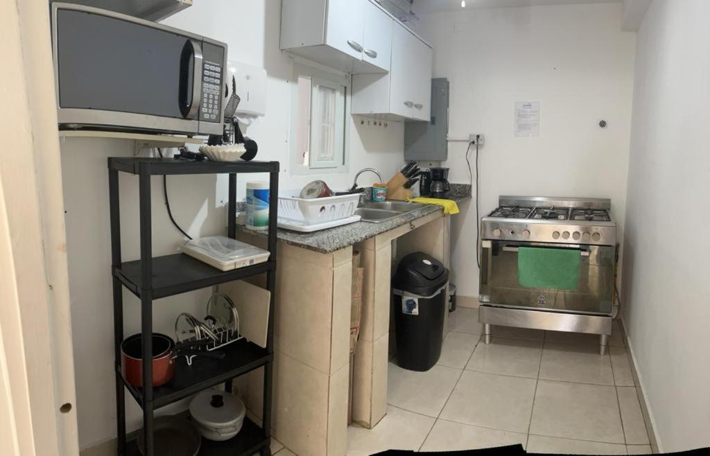 Hostal Familiar Carmencita Panama City Eksteriør billede