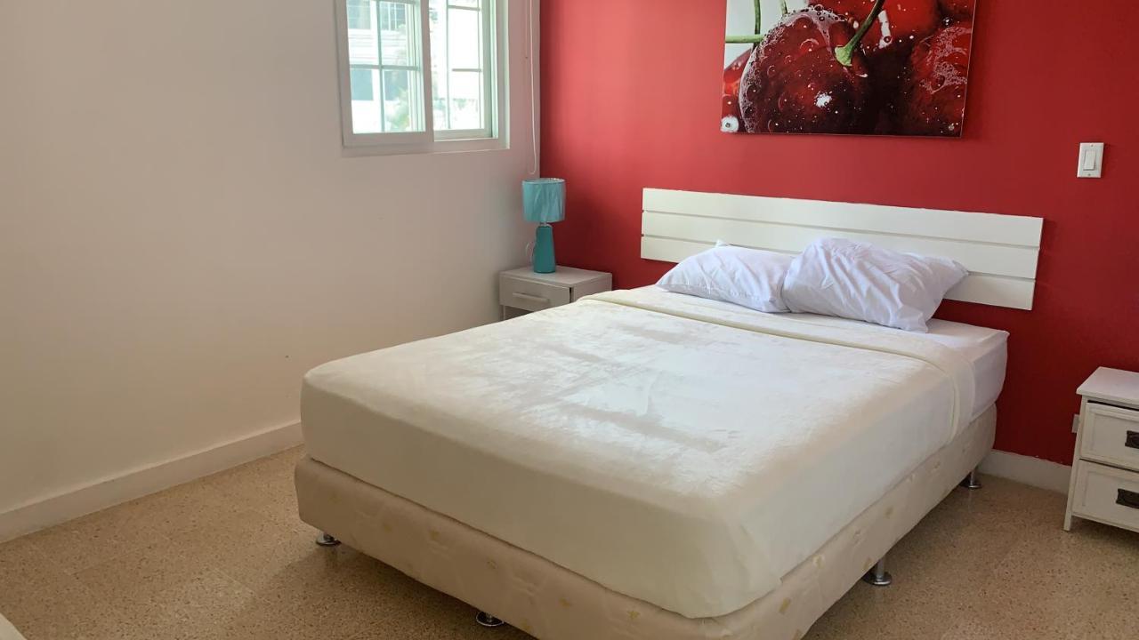 Hostal Familiar Carmencita Panama City Eksteriør billede